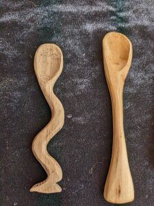 petite cuillère bébé en bois naturel artisanale