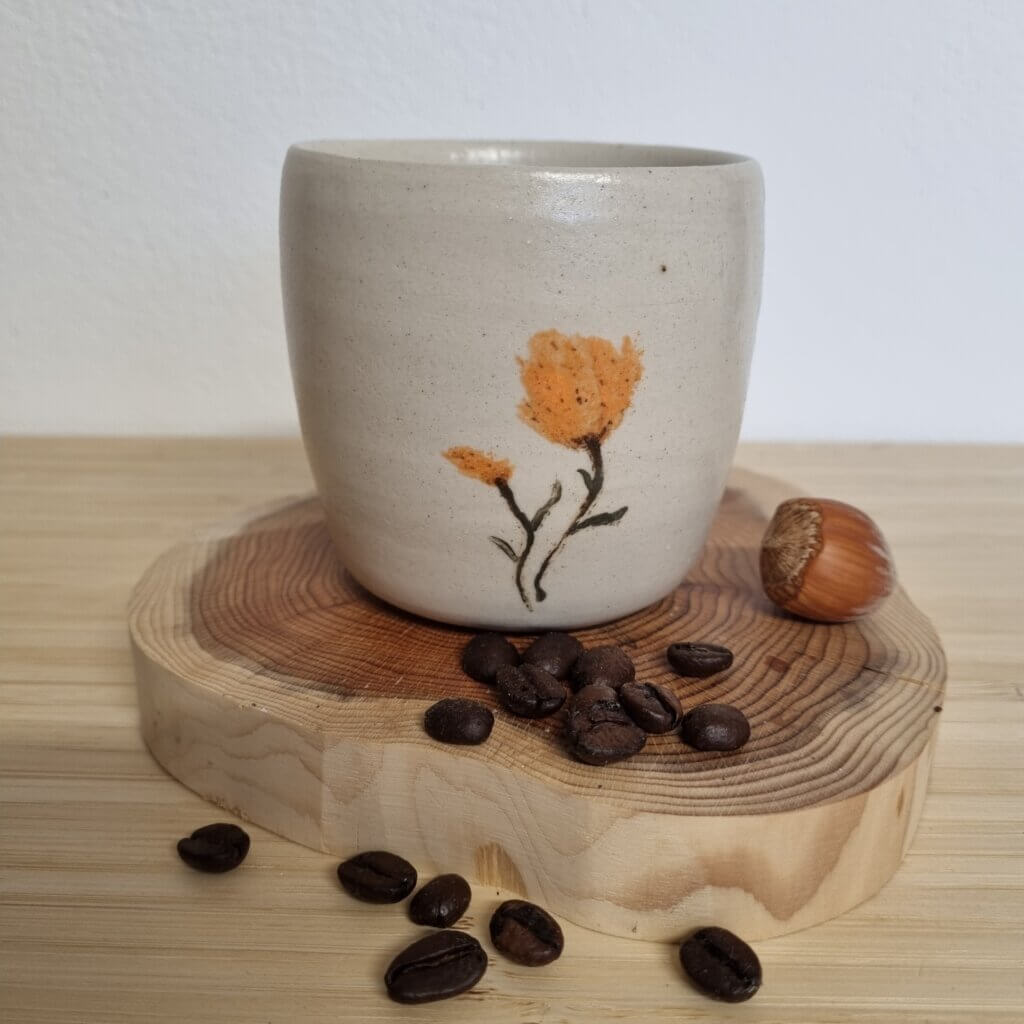 tasse en grès naturel blanc